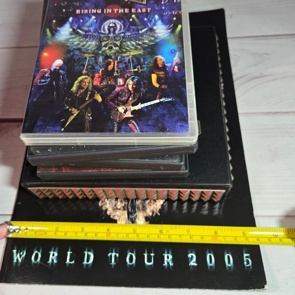 Judas Priest Memorabilia Lot: Electric Eye,‎ British Steel,Retribution,Tour Book - Picture 9 of 10